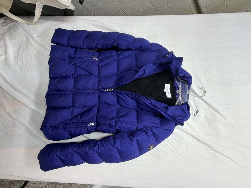 Calvin Klein Puffer Jacket Size M purple Down Quilted Coat